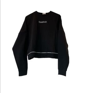 Reebok 1X  Crop top sweatshirt Black Long sleeve